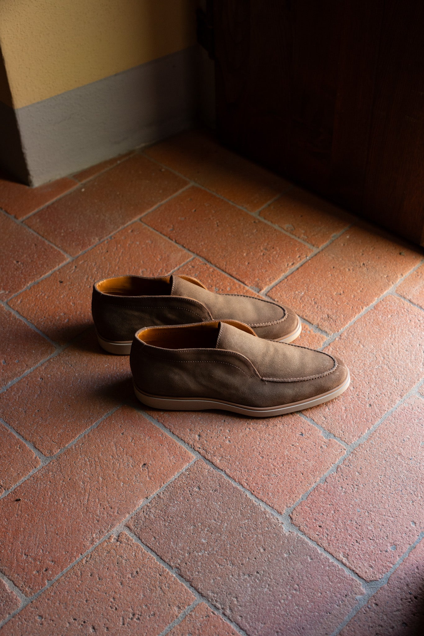 Casual Shoes That Go with Everything Louis Copeland Casual Shoes That Go with Everything Louis Copeland