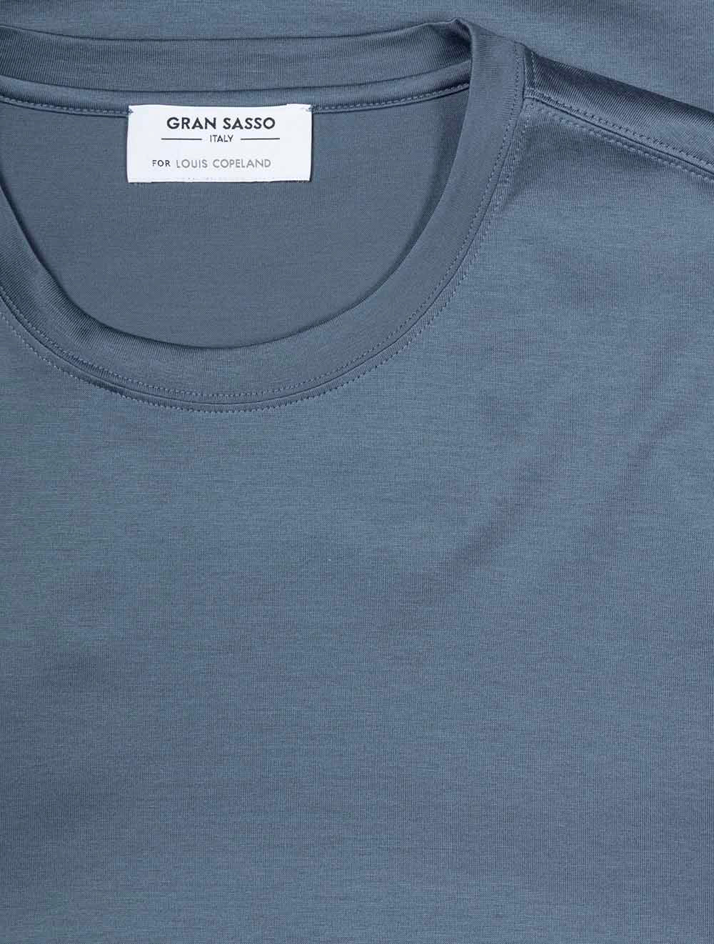 T-shirt bleu