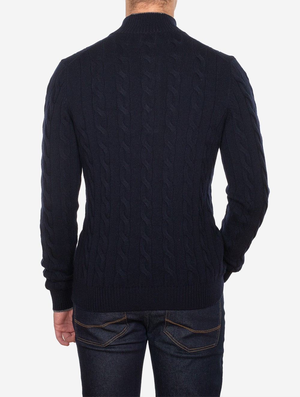 Tricot à torsades bleu marine