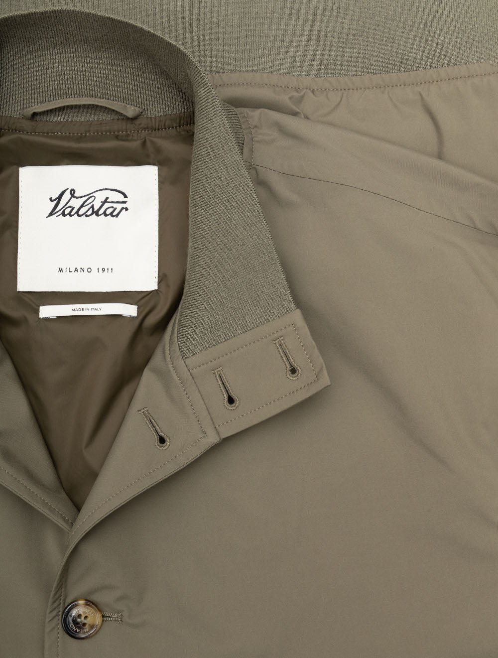 Bomber With Safari Pockets Cappero