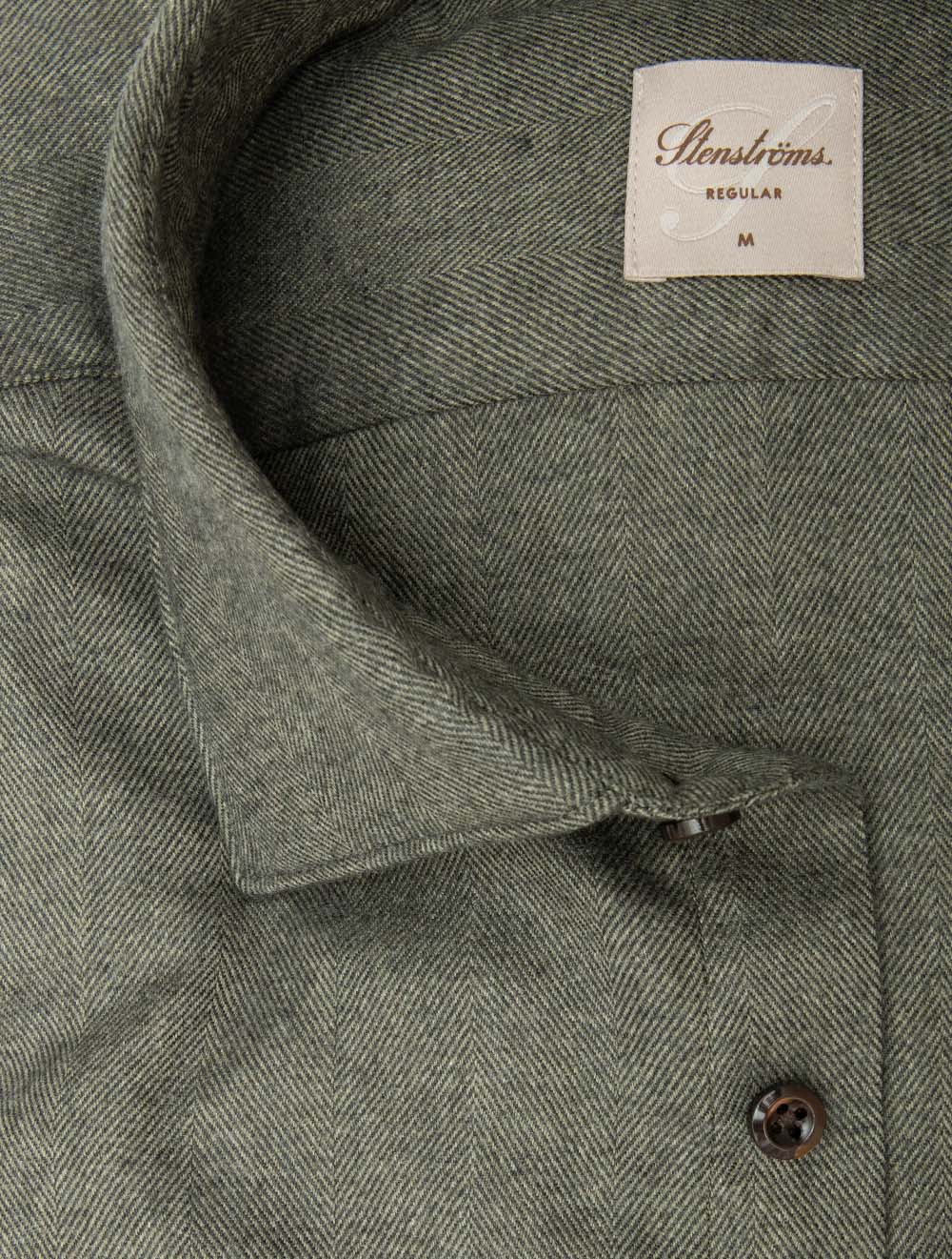 Chemise verte à chevrons classique