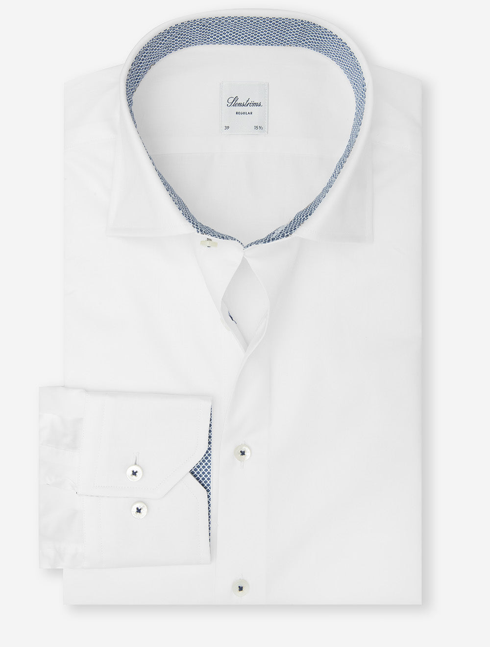 Chemise blanche à empiècements contrastés réguliers