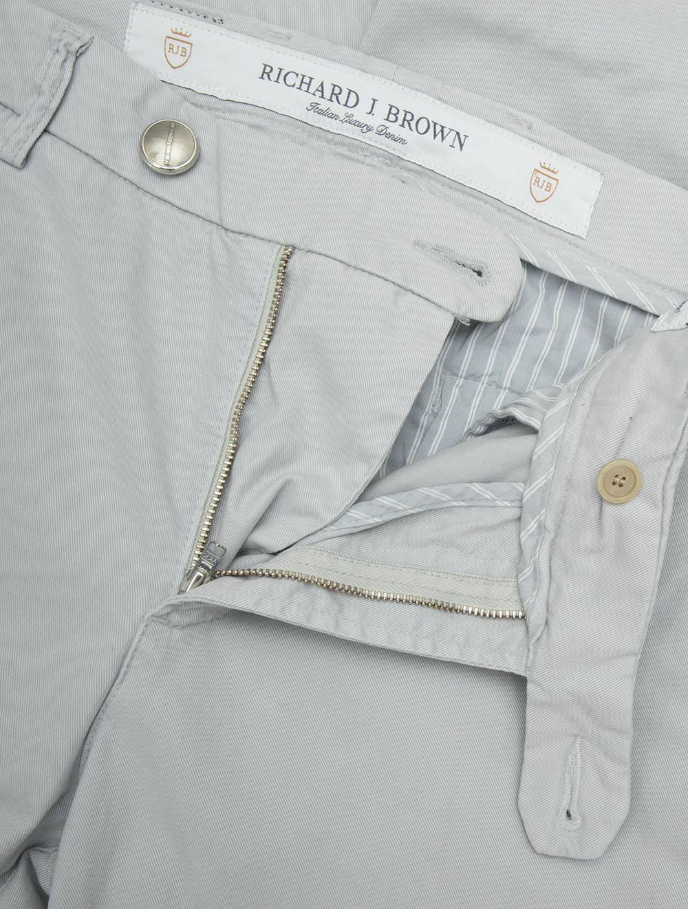 Singapore Chino Silver