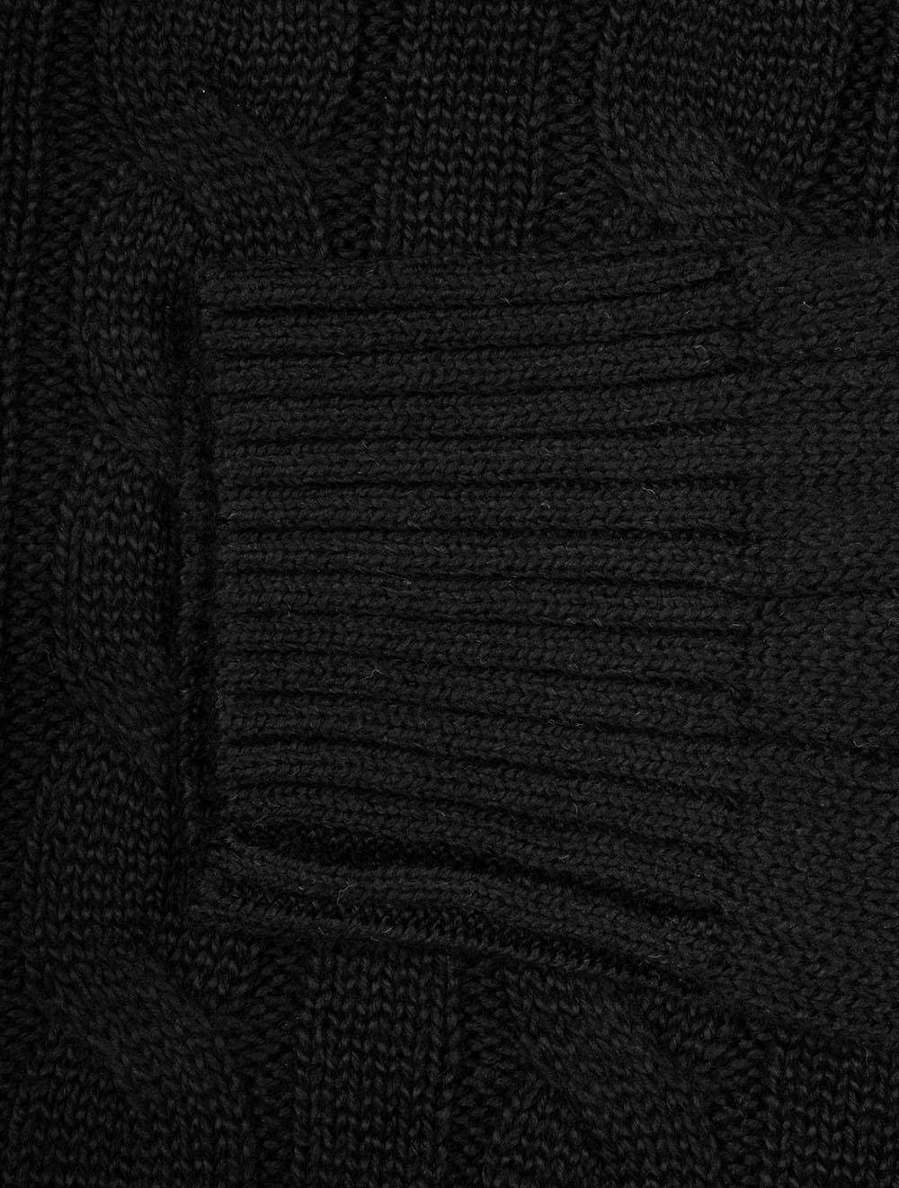 Cable Crew Neck Pullover Black