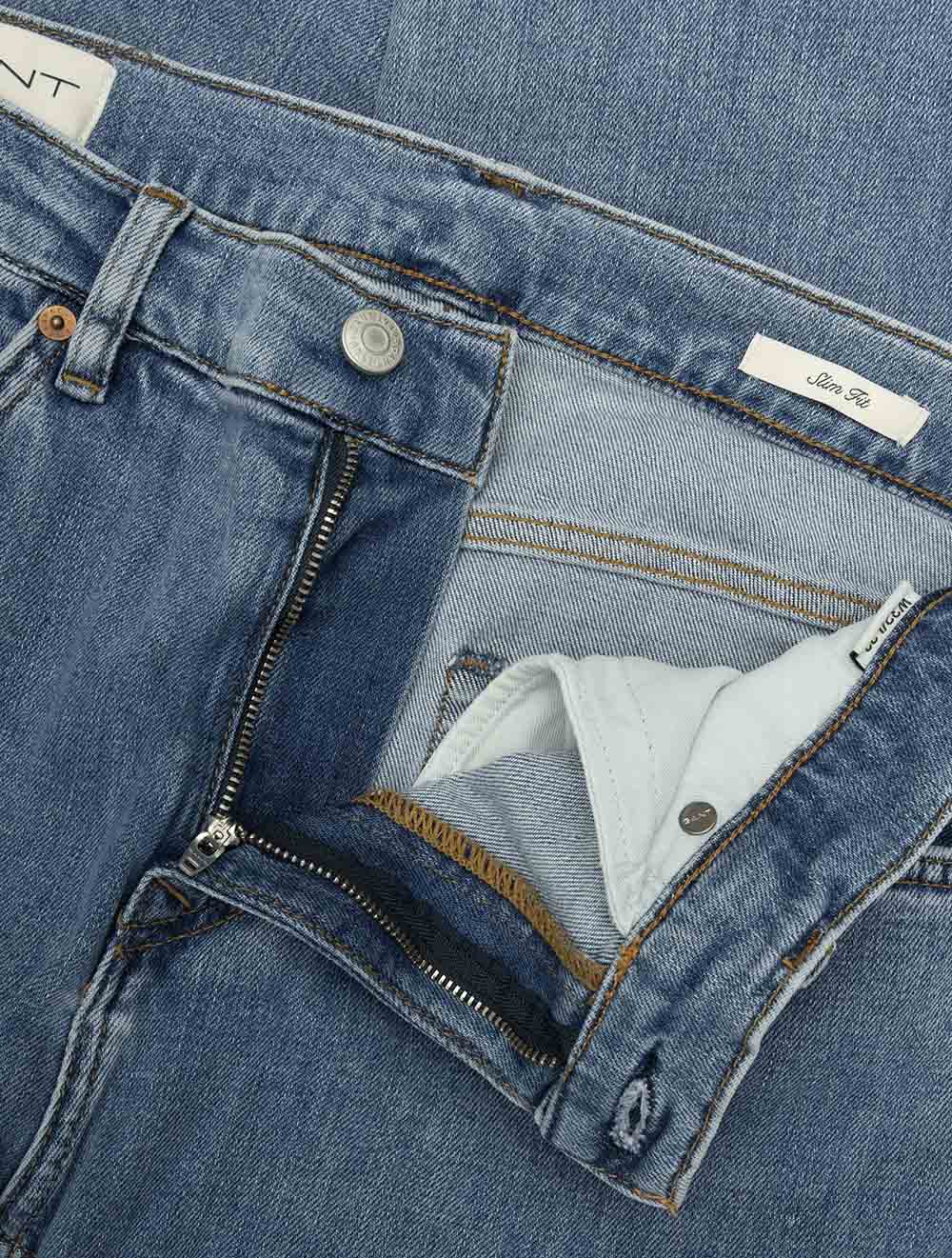Slim Clean Wash Jeans Semi Light Blue