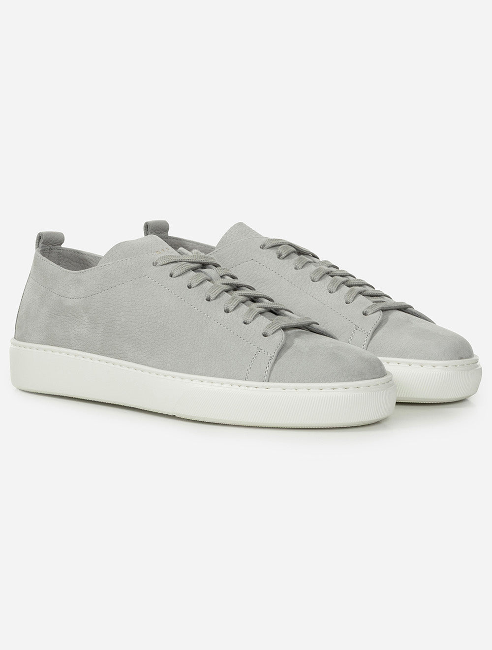 Tumbled Sneaker Cloud