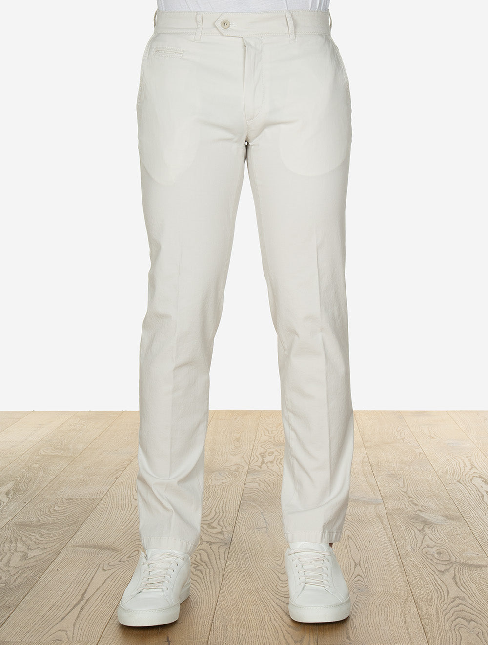 Everest Chino White