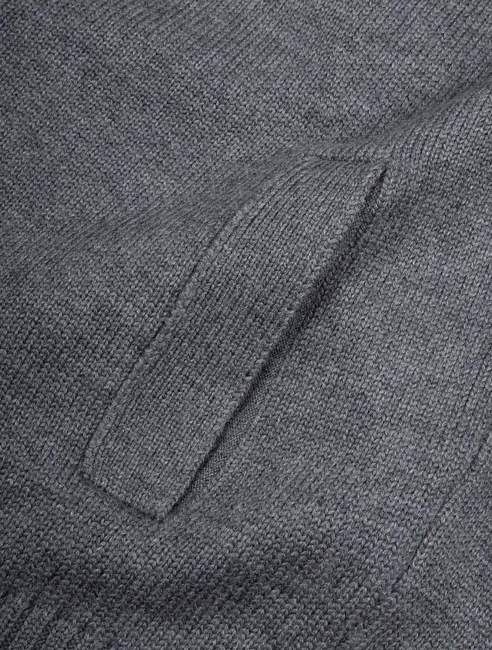 Gilet boutonné gris