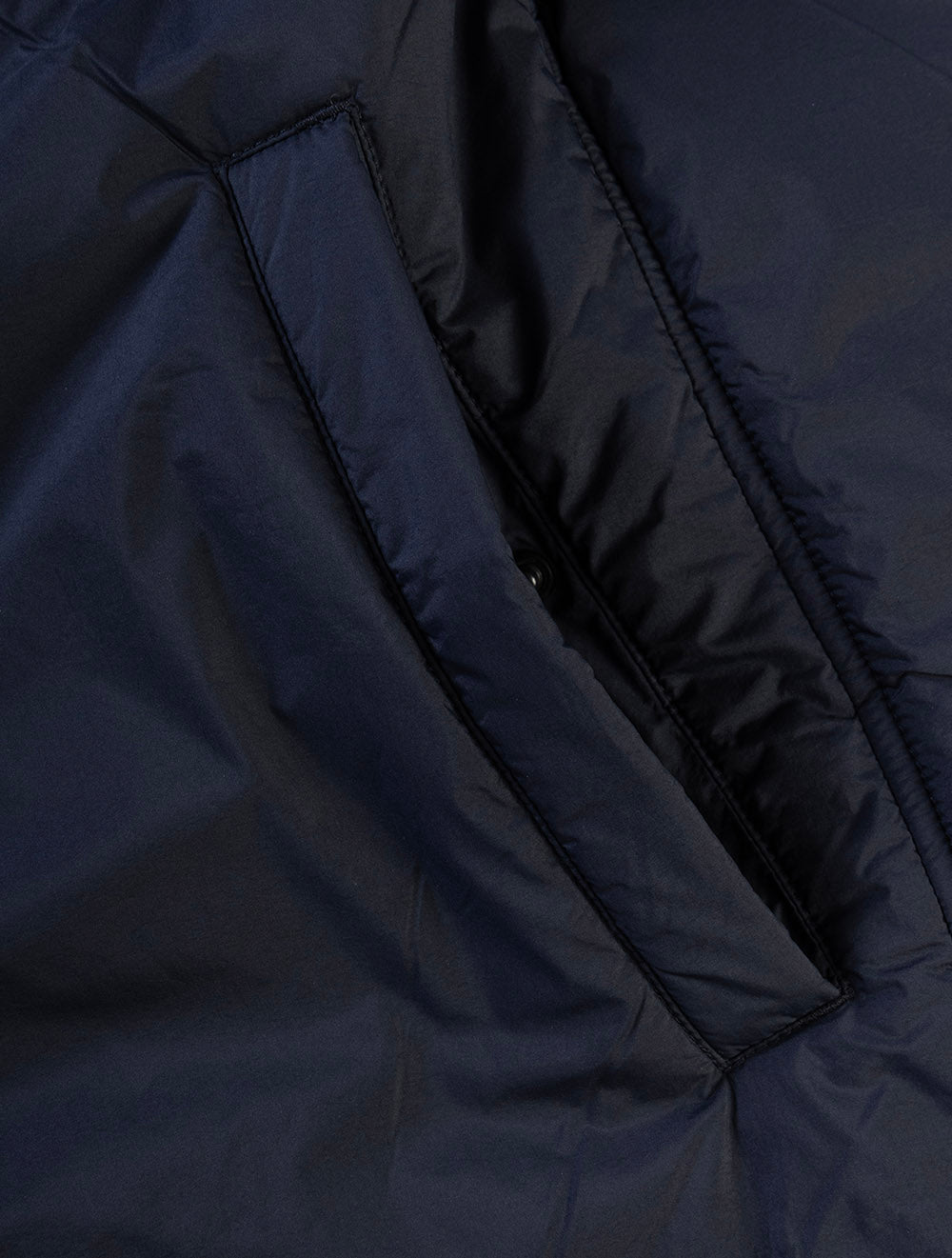 3250307A26 BLUE 433 E280 ULTRA LIGHT PADDED OVERSHIRT — 7S8A6814.jpg