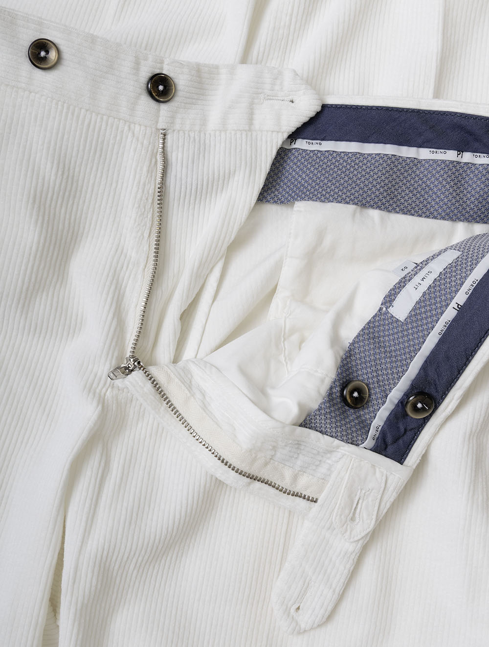 TU87 WHITE:N010 E309 PT01 Cord Trouser — 7S8A6853.jpg
