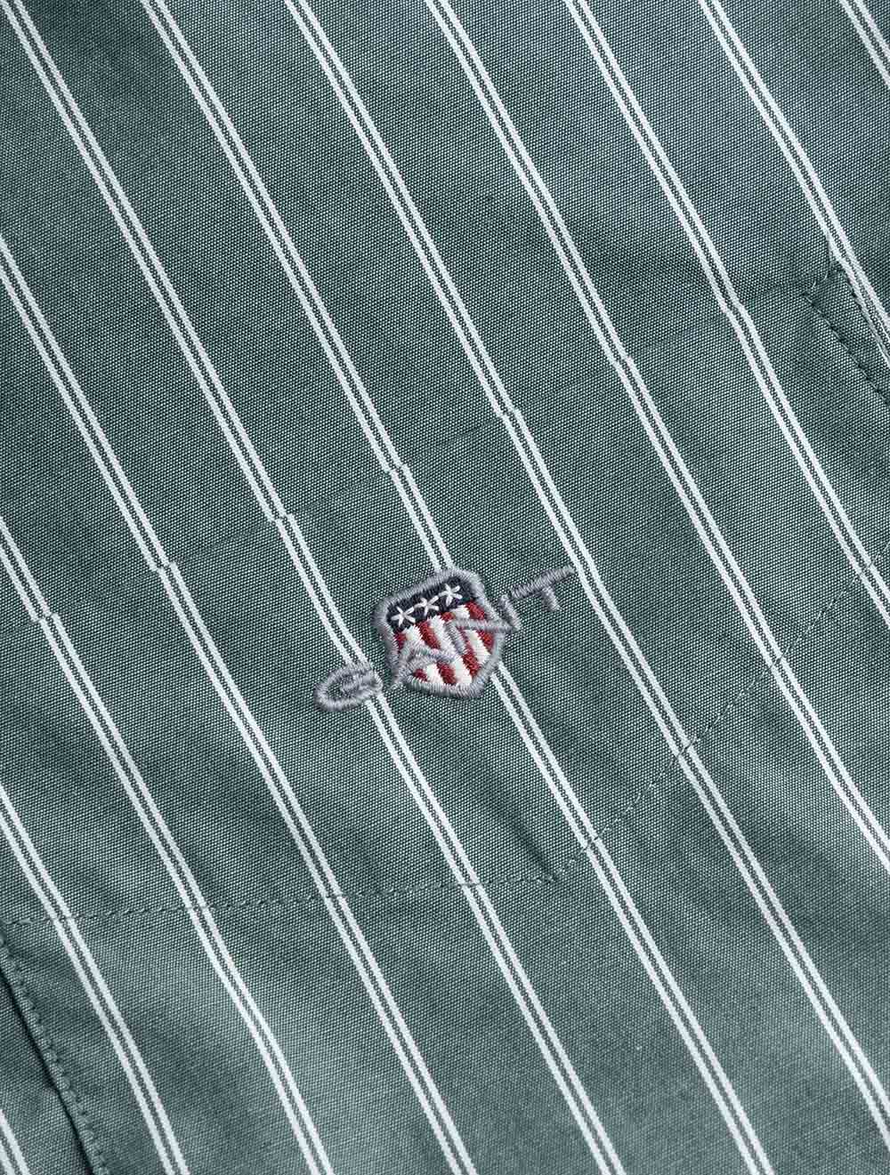 3262031A26 EMERAL 321 E110 REG CLASSIC POPLIN STRIPE SHIRT — 7S8A1417.jpg
