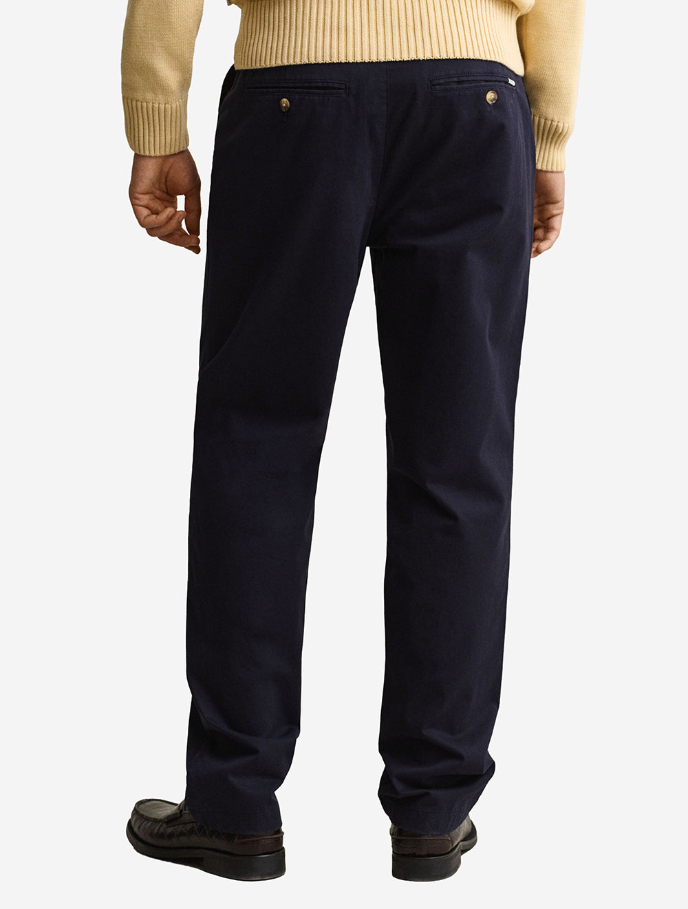 1501001A26 BLUE 433 E120 REG CLASSIC CHINOS — 3 1501001-433-model-bv-1.jpg