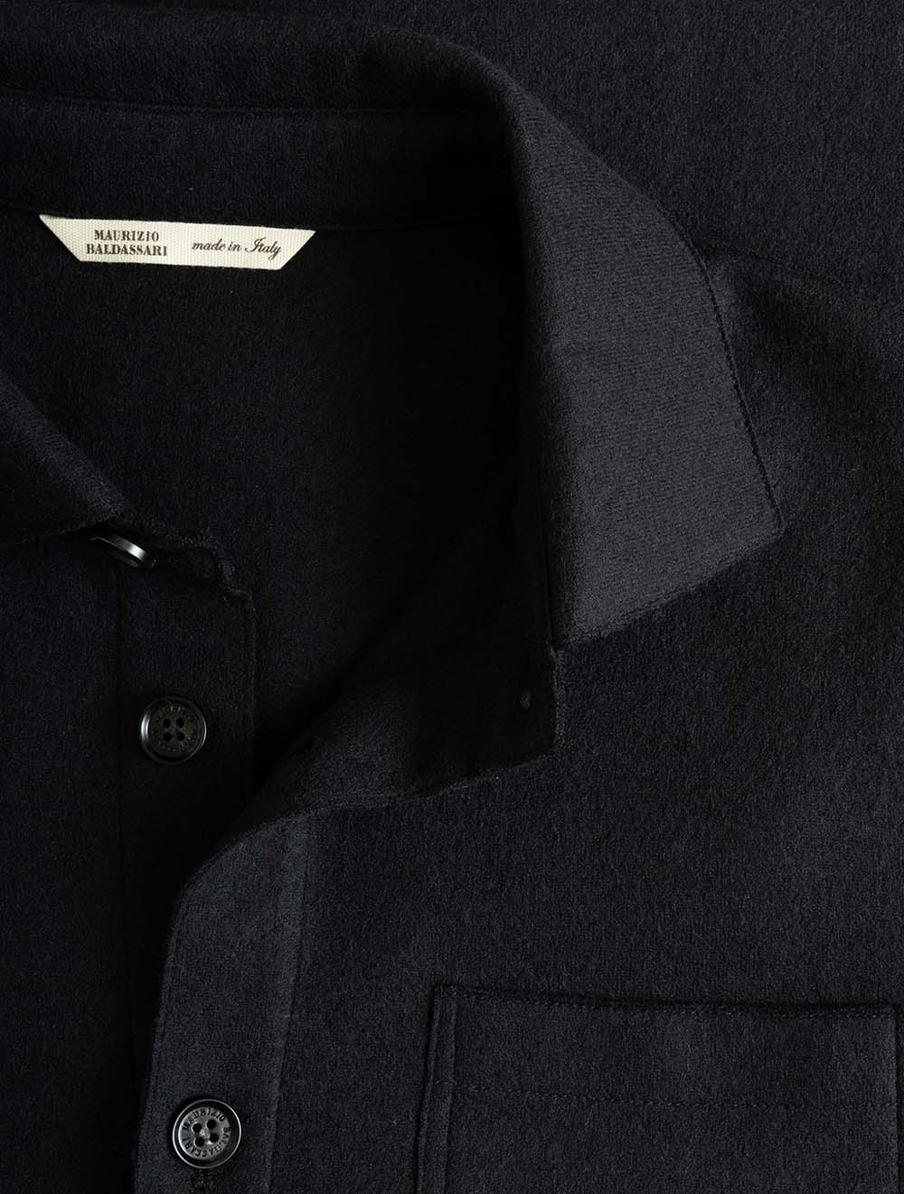 OVZ70015B1 BALCK 990 E990 M Bald Overshirt Solferino Edge — 7S8A8456.jpg