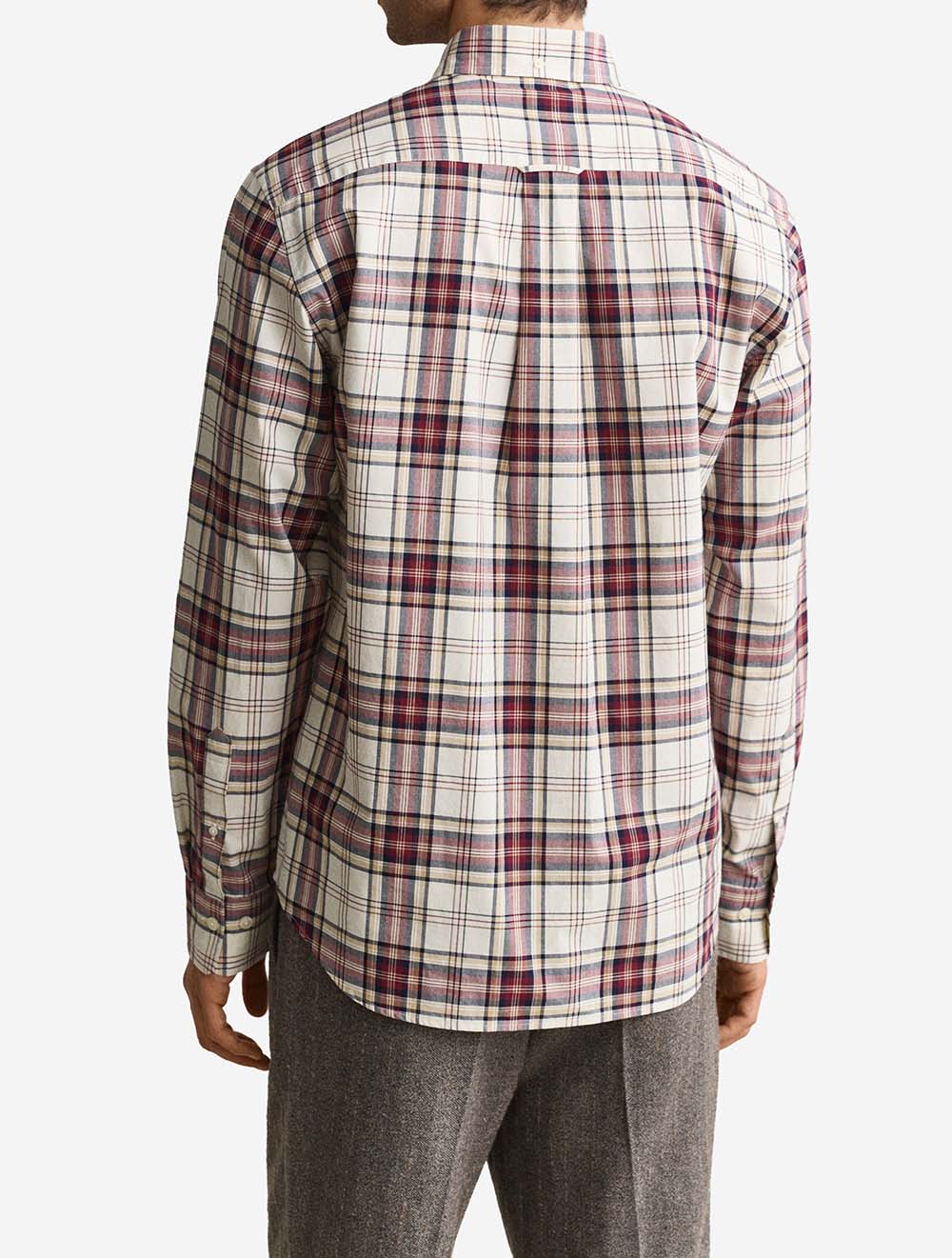 3263001A26 WINE 676 E110 REG POPLIN CHECK SHIRT — 2 3263001-676-model-bv-1.jpeg