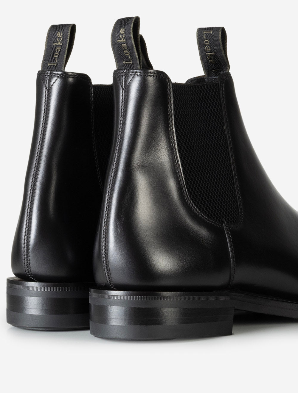 CHARR BLACK E379 Loake Chatsworth Waxed Chelsea — 7S8A6174.jpg