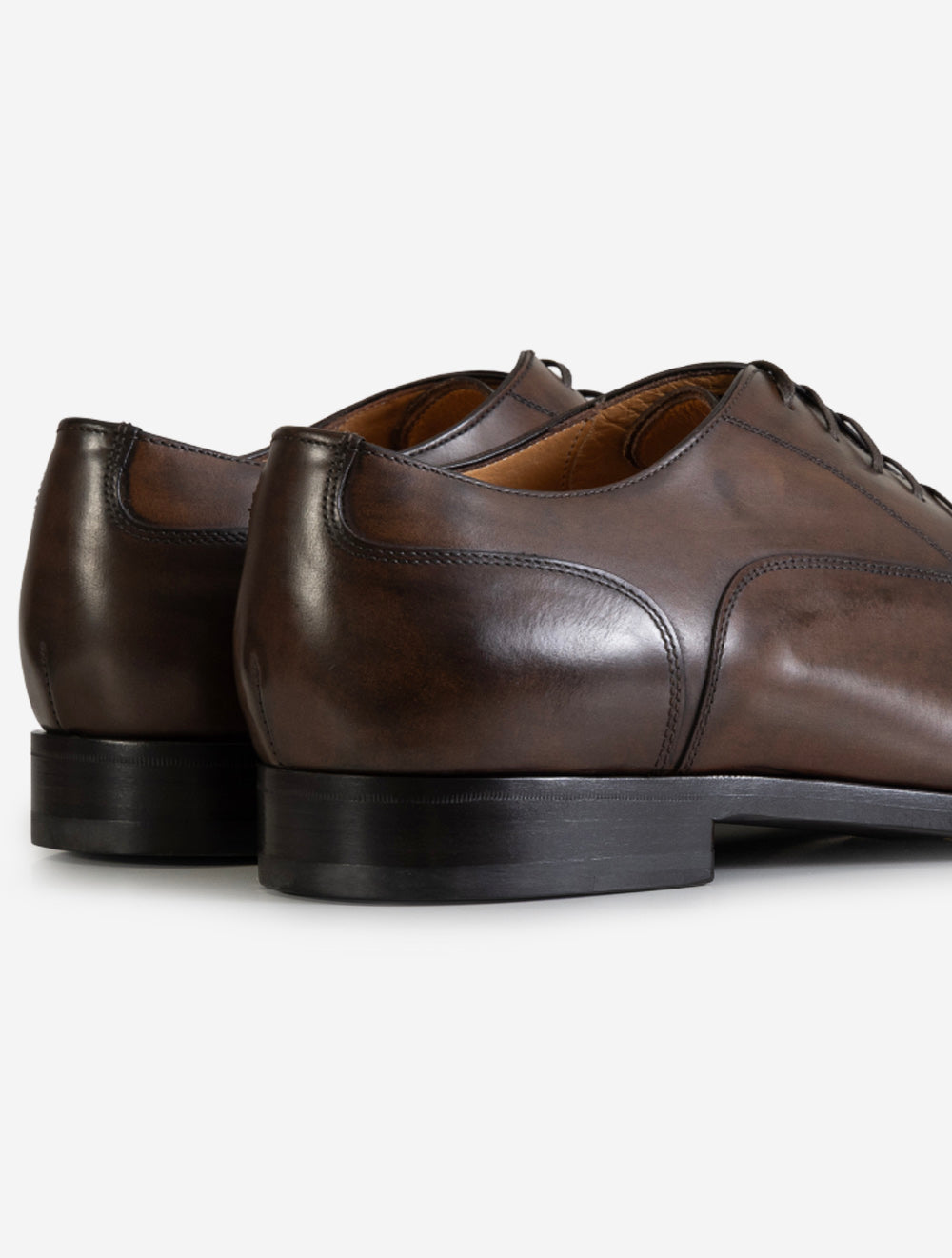 LCOXFORDTC004 CHOCO E499 LC Oxford Toe Cap — 7S8A7020.jpg