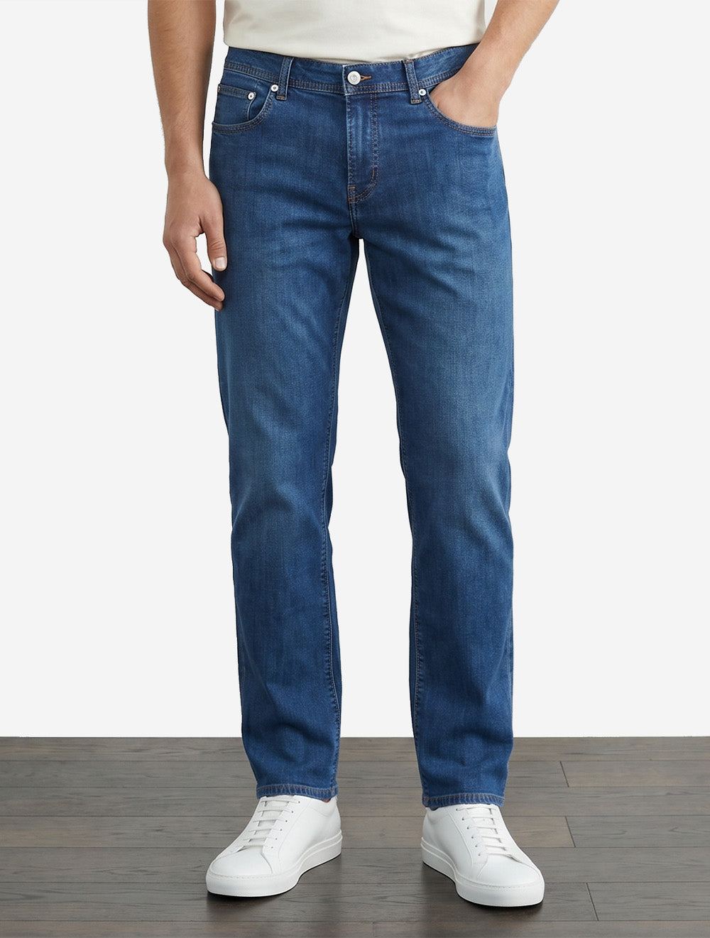 t264ss24 blue:w128 E529 rjb_tokyo_icon_daily_comfort_jeans — 2 t264ss24 blue_w127 E529 rjb_tokyo_icon_daily_comfvort_jeans2.jpg
