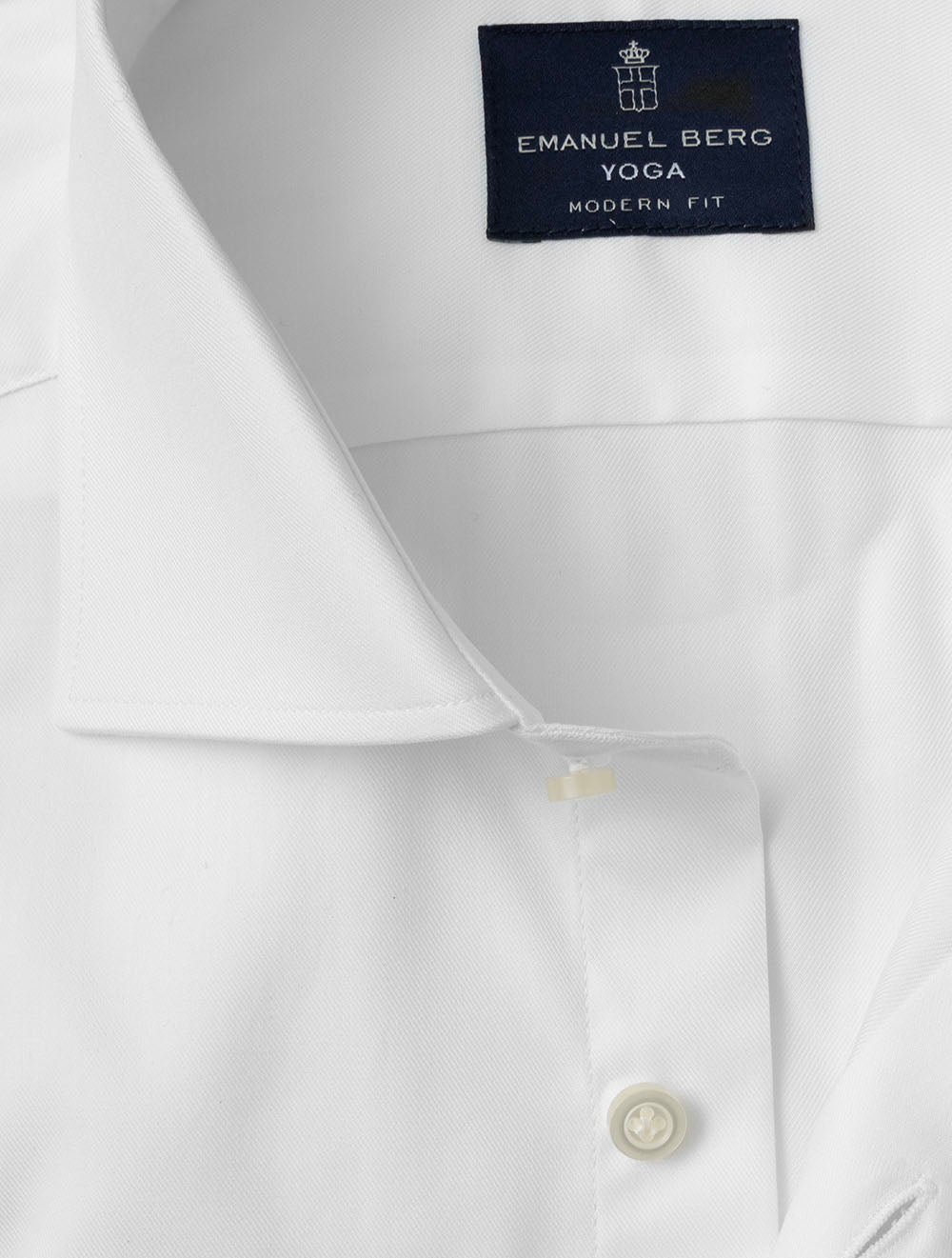 MTM3104 WHITE E199 E Berg Modern Fit Plain Shirt — 7S8A9406.jpg