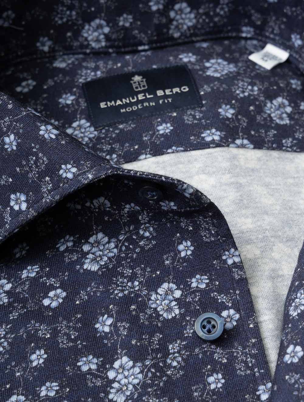 SF21569 NAVY E179 E Berg Modern Floral Jersey Shirt — 7S8A9657.jpg
