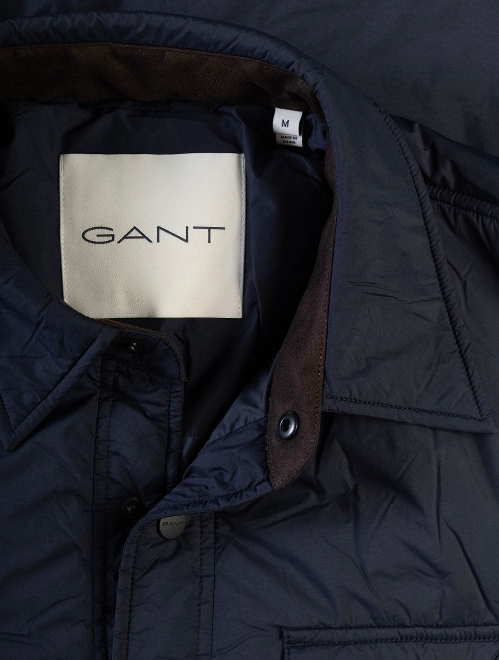 3250307A26 BLUE 433 E280 ULTRA LIGHT PADDED OVERSHIRT — 7S8A6812.jpg