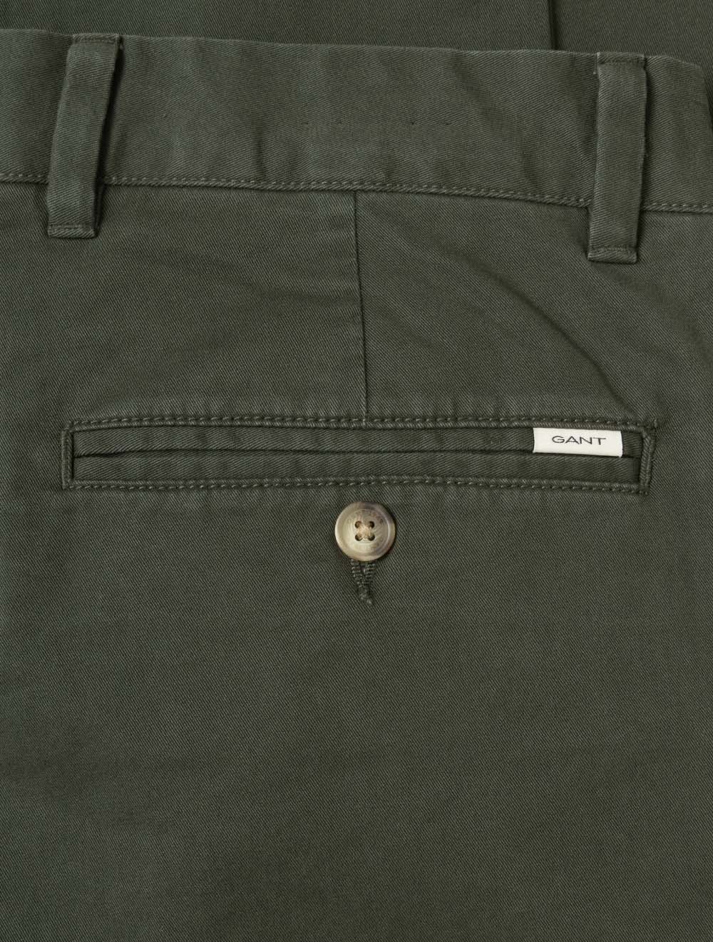 1501000A26 GREEN:368 E120 CLASSIC SLIM CHINOS — 7S8A6867.jpg