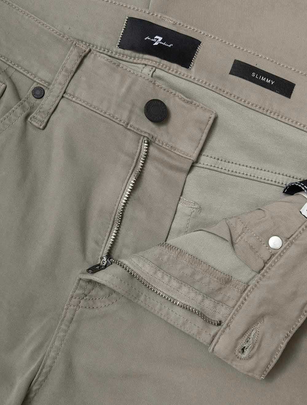 7TC40V60 DRIFTW 3NB E230 7FAM Slimmy Stretch Jean — 7S8A6905.jpg