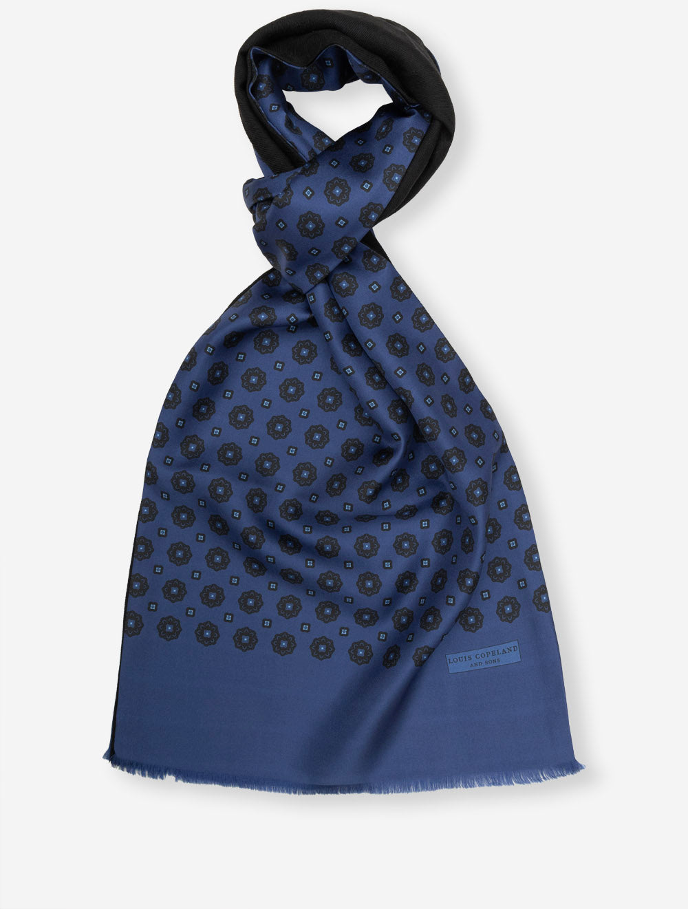 LCBIGGEOSC BLUE E149 LC Big Geometric Print Scarf — 7S8A2248.jpg