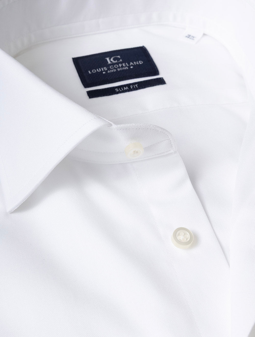 LCYOGASF WHITE E199 Louis Copeland Yoga Shirt Slim — 7S8A6988.jpg