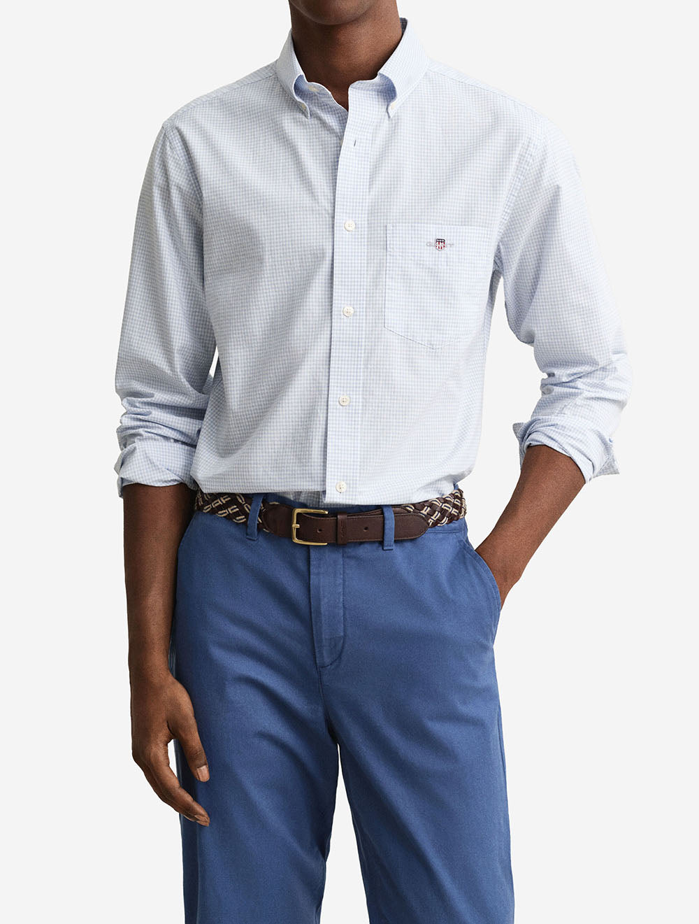 3000150A26 BLUE:455 E110 GANT REG CLASSIC POPLIN GINGHAM SHIRT — imgi_275_time__1765376829__202601-3000150-455-model-fv-1.jpg
