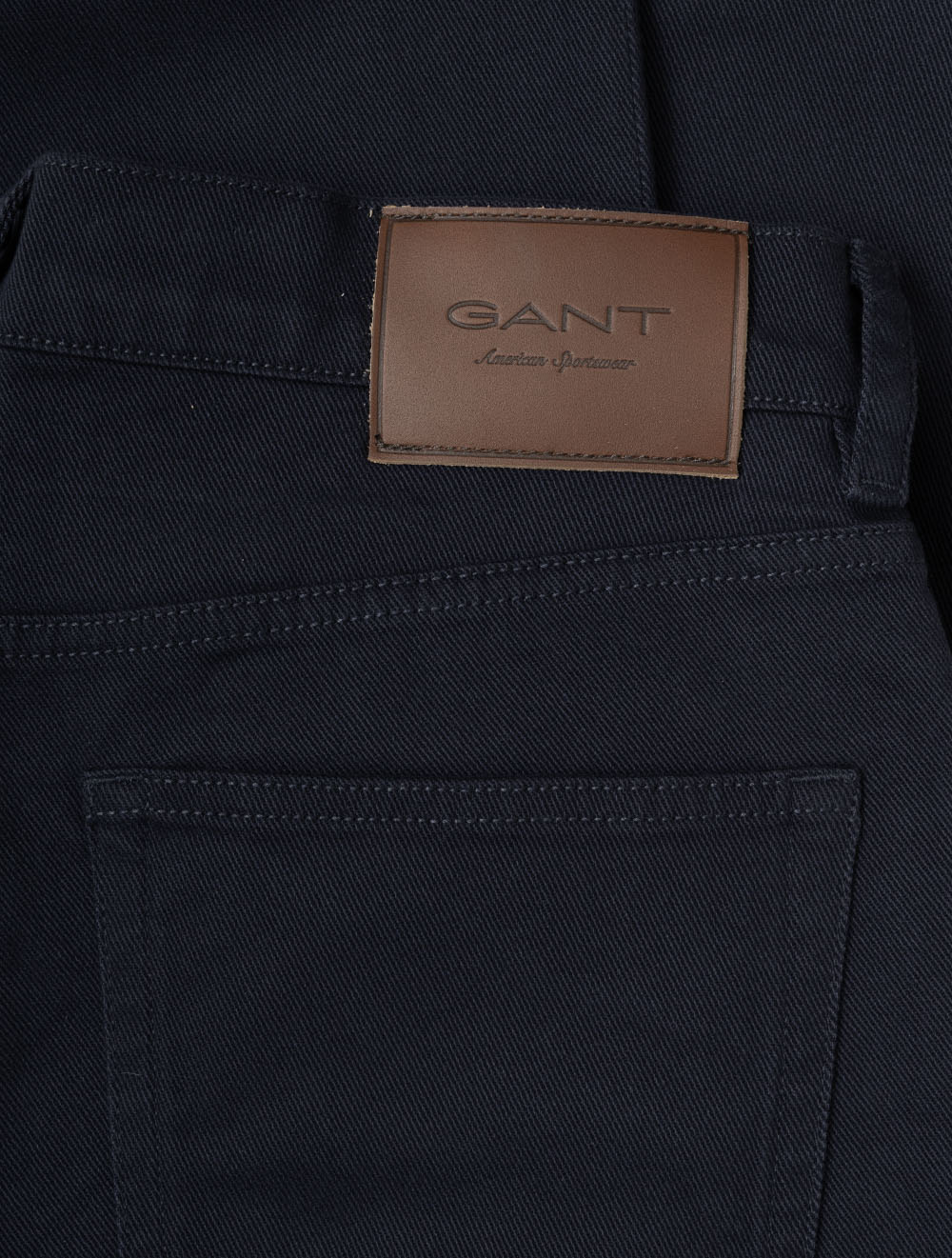 1000511A26 BLUE:433 E140 REG SOFT TWILL JEANS — image-02.jpg