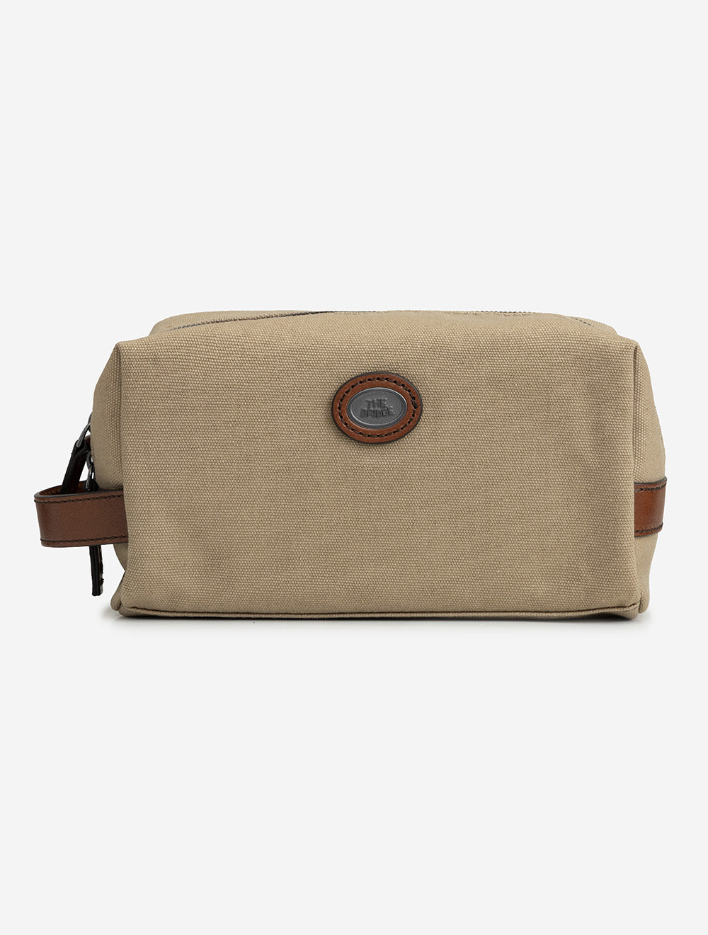 090825FU BROWN E110 THE BRIDGE RUGGED TOILETRY BAG — 7S8A2534.jpg