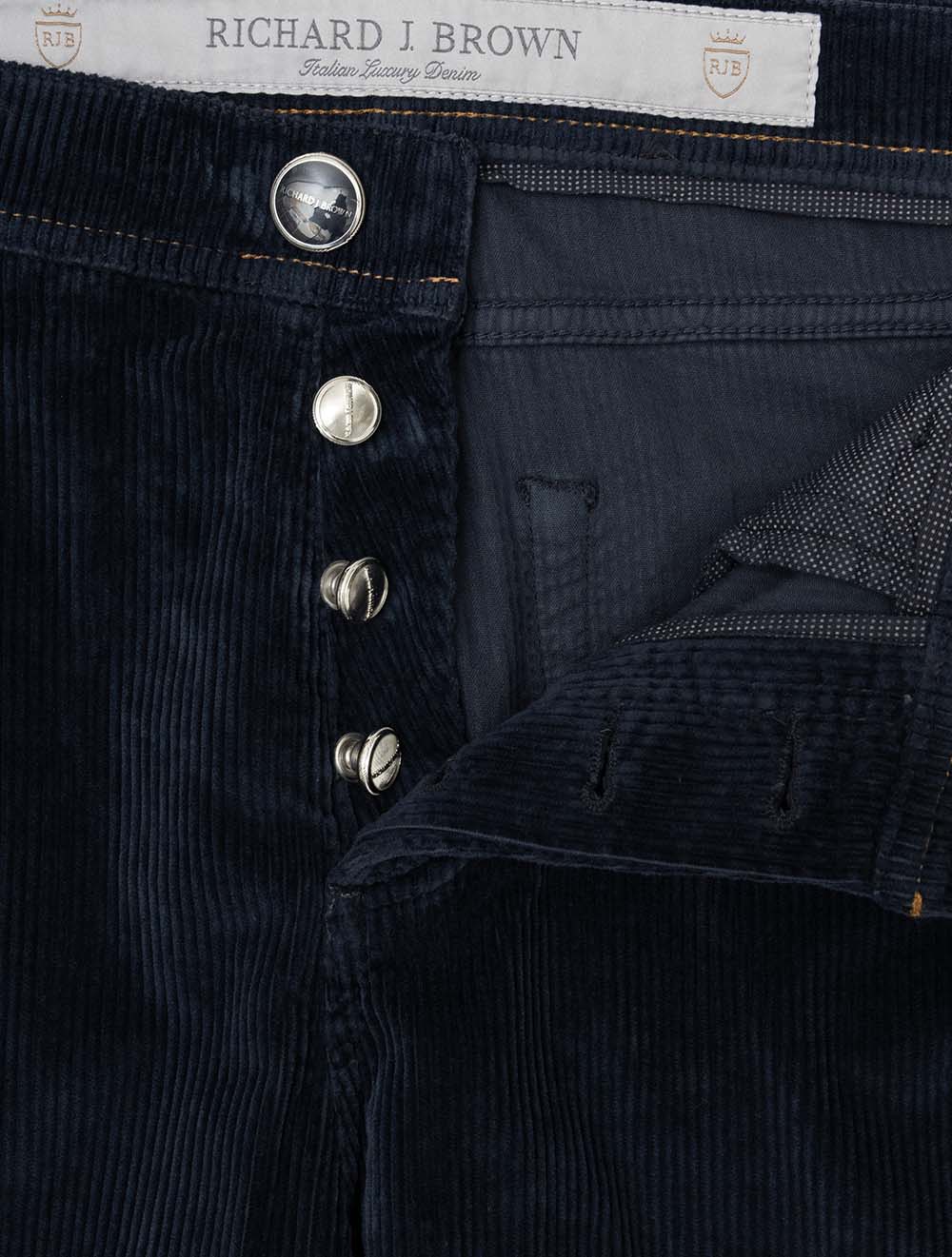 T284 NAVY 690 E449 RJB Milano Travel Cords — 7S8A9198.jpg