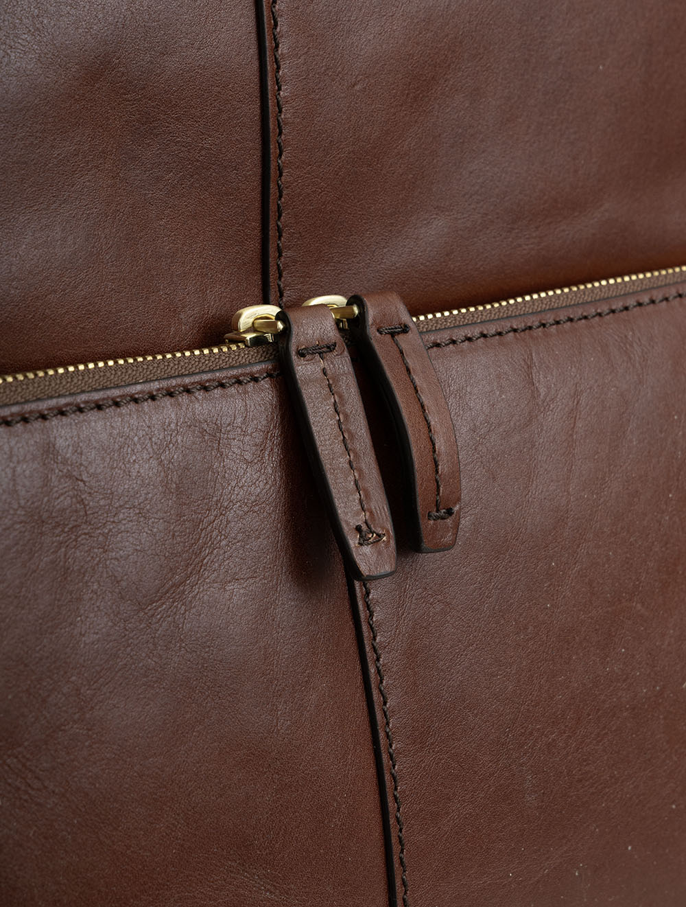 06364001 BROWN:14 E598 THE BRIDGE LEATHER LAPTOP BACKPACK — 7S8A2509.jpg