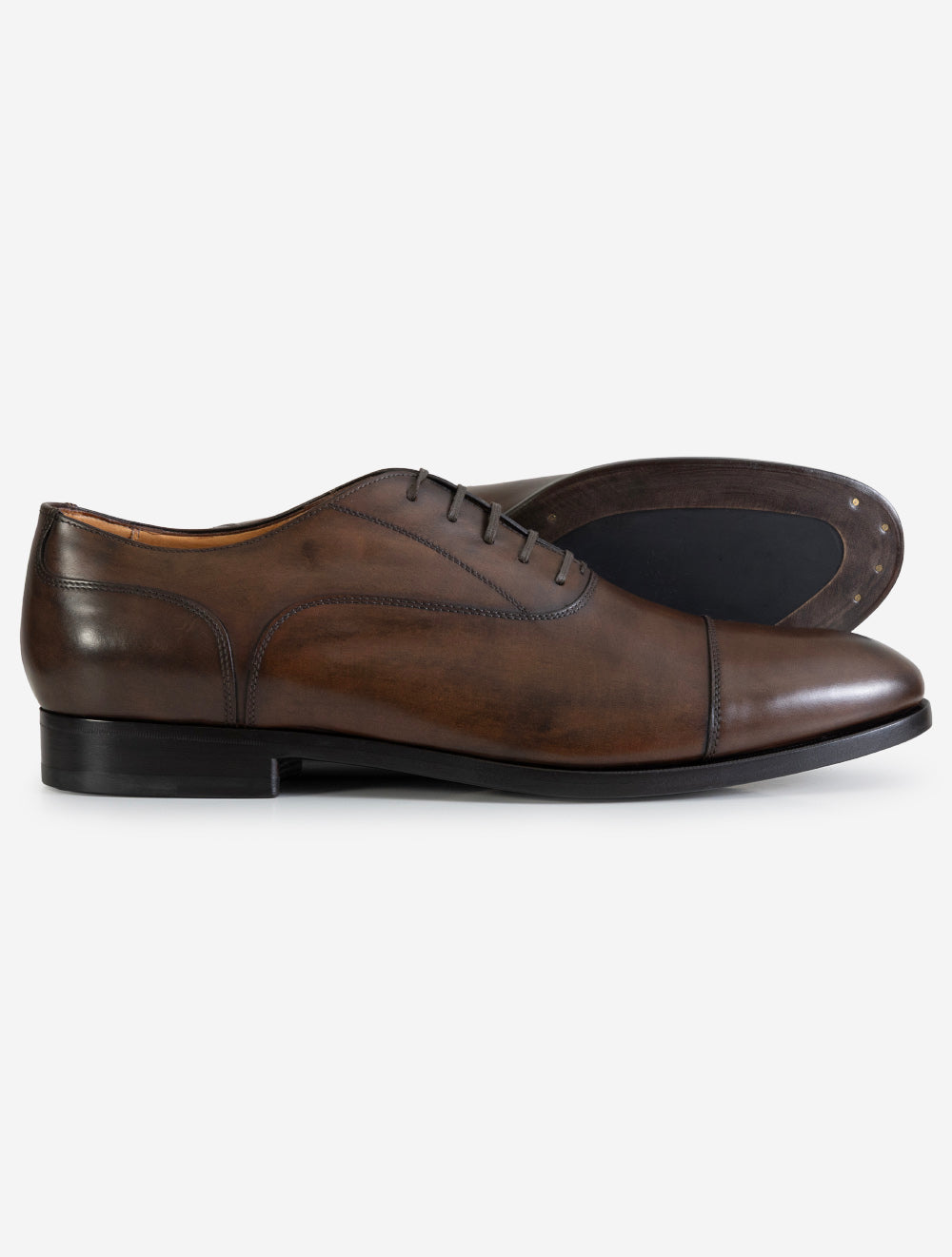 LCOXFORDTC004 CHOCO E499 LC Oxford Toe Cap — 7S8A7016.jpg