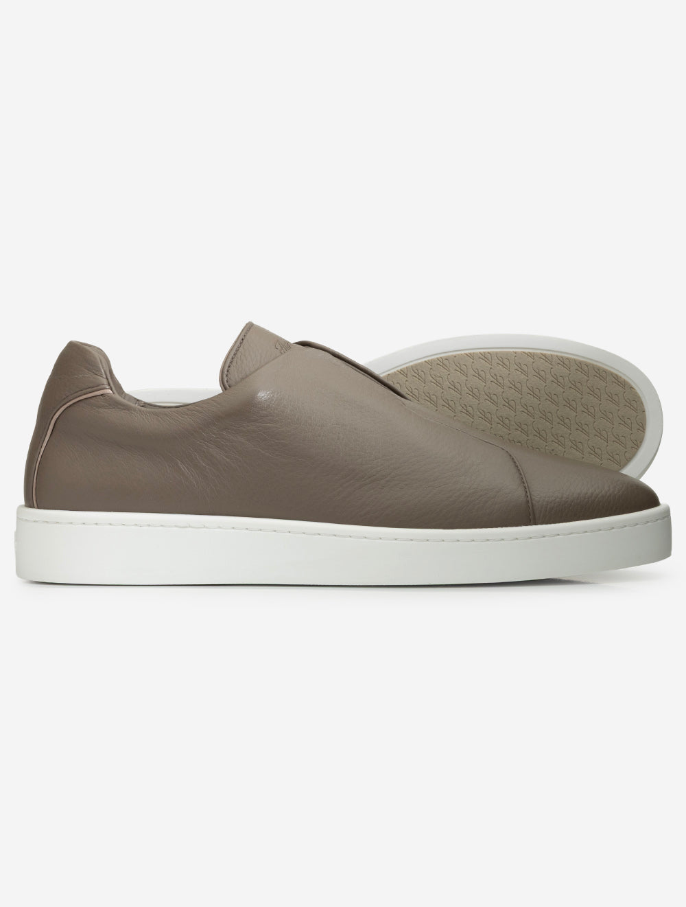 010002 TAUPE 900 E435 Aurelien Slip On Sneaker — 7S8A0679.jpg