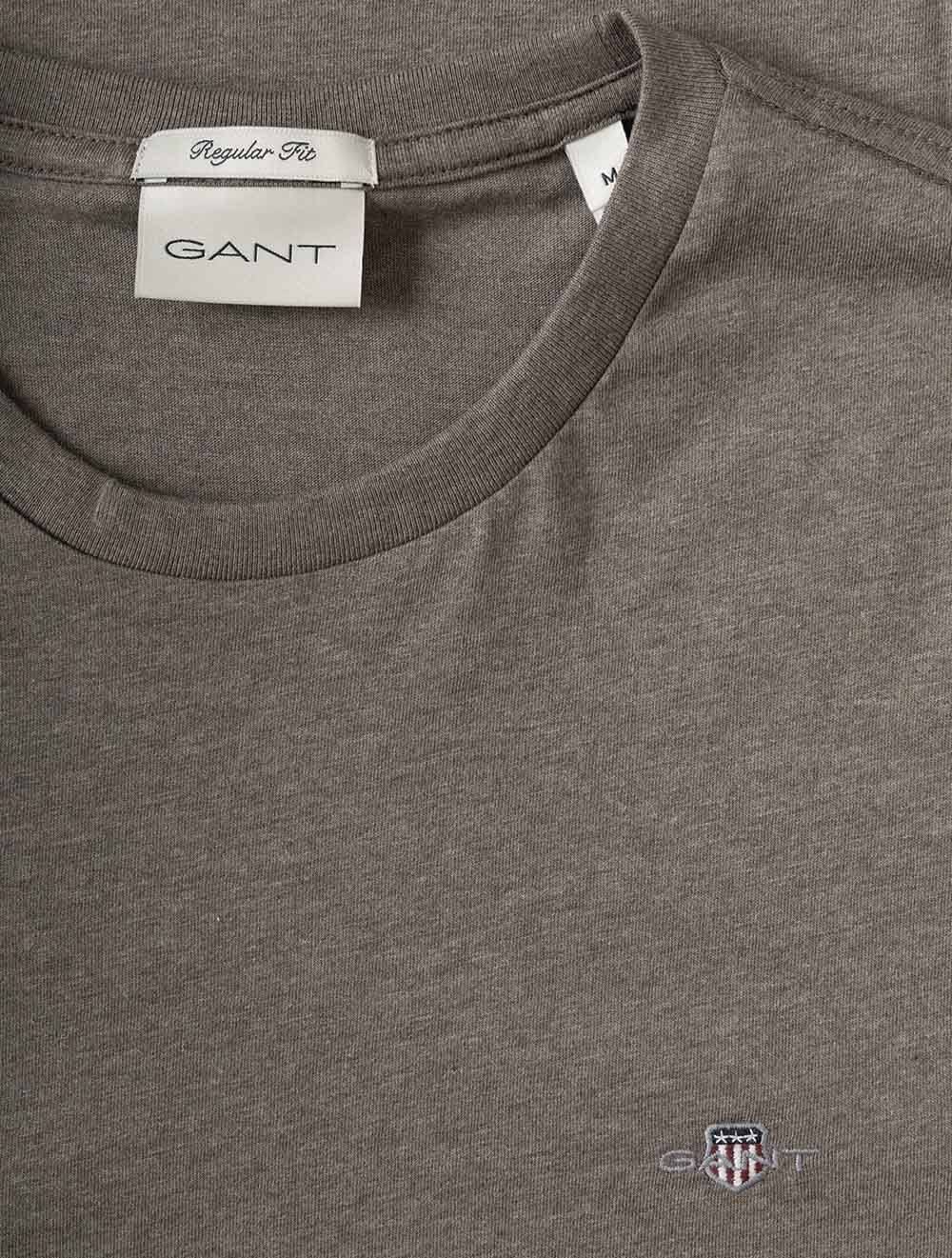 2003184A26 HAZEL 294 E45 SHIELD T SHIRT — 7S8A6418.jpg