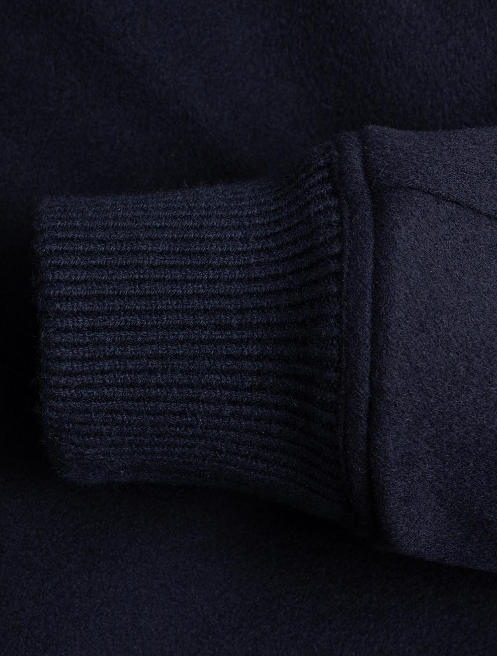 16312312 NAVY 50 E1649 Paul And Shark Loro Piana Blous — 7S8A1177.jpg