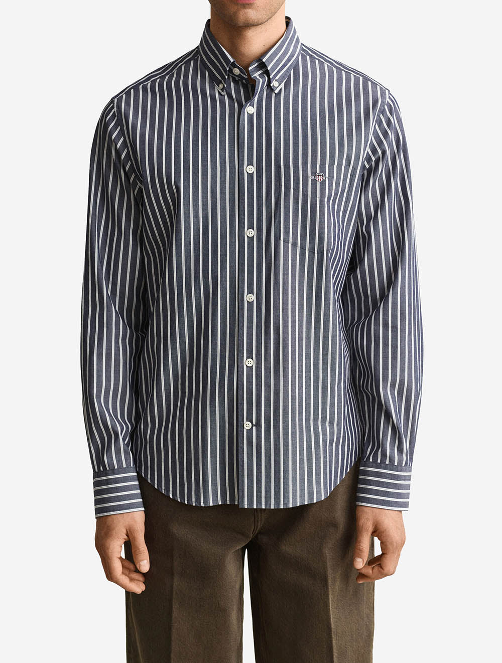 3263003A26 BLUE 409 E110 REG POPLIN STRIPE SHIRT — 2 3263003-409-model-fit-1.jpeg