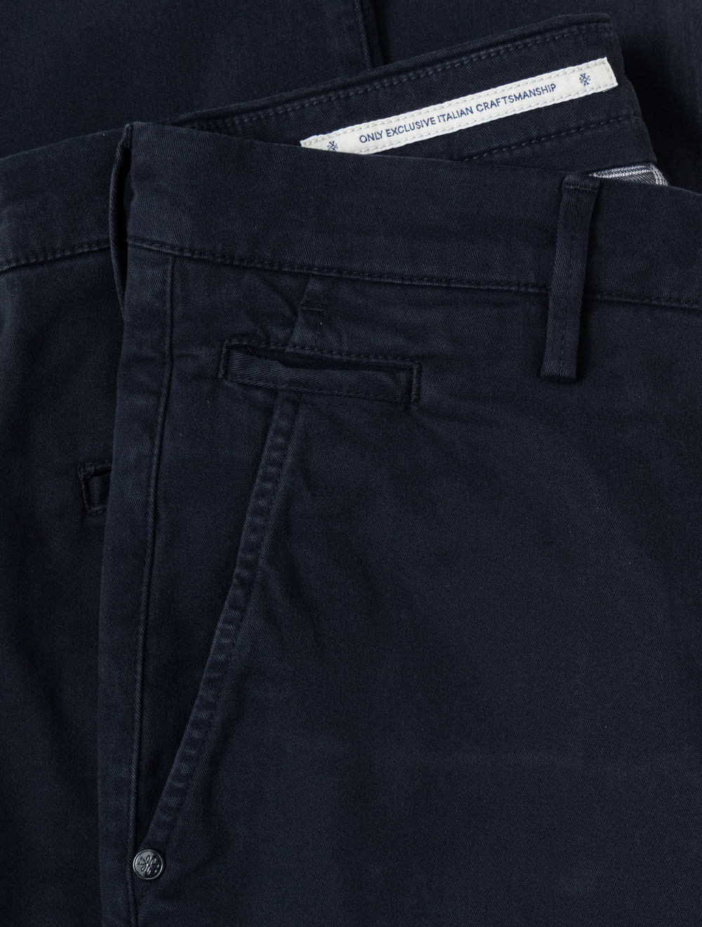 S3651P0001 NAVY:Y99 E449 J. Cohen Bobby Gabardine Chino — 7S8A1504.jpg
