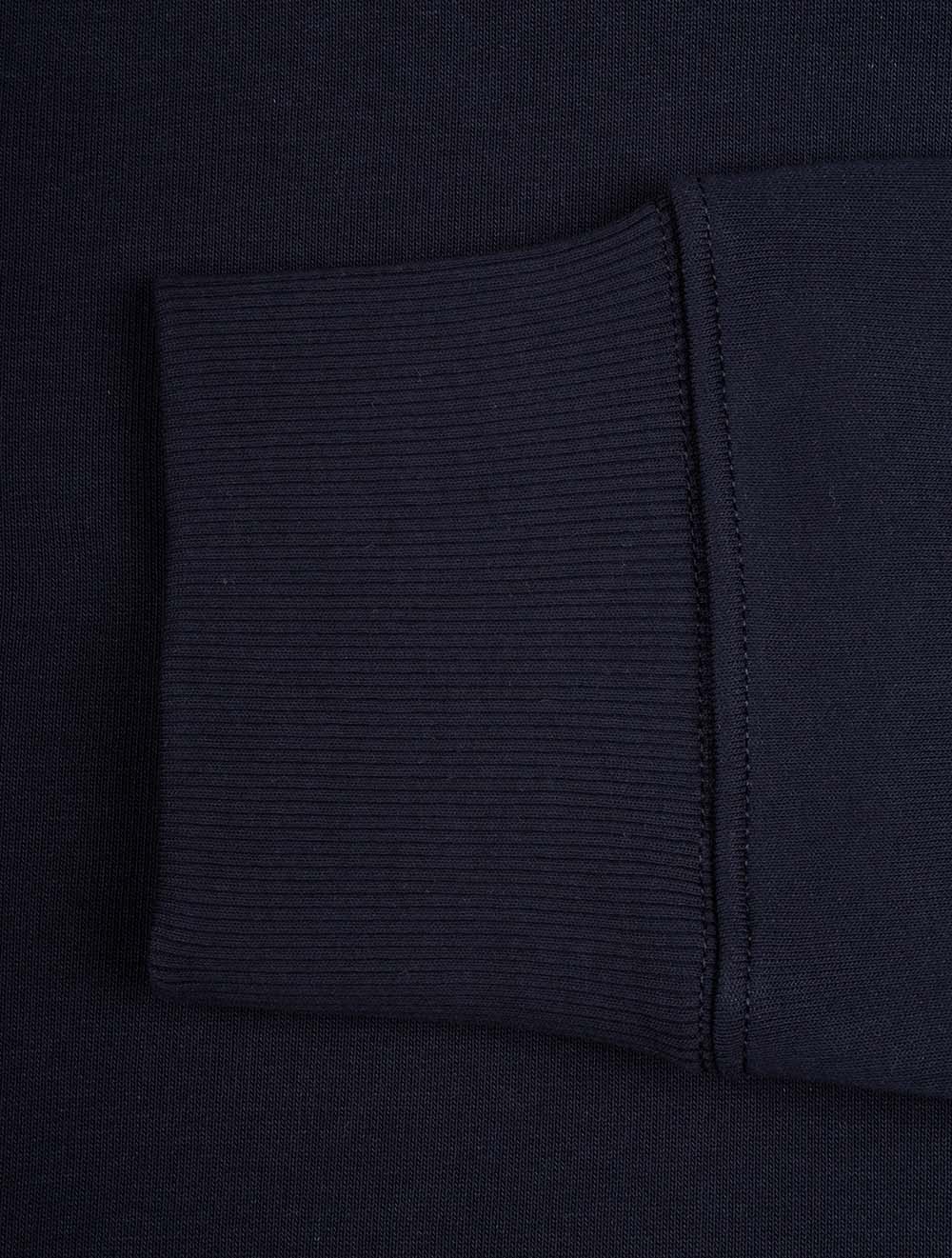 2007058a26 evening blue:433 E110 gant_reg_shield_hoodie — 276A7970.jpg