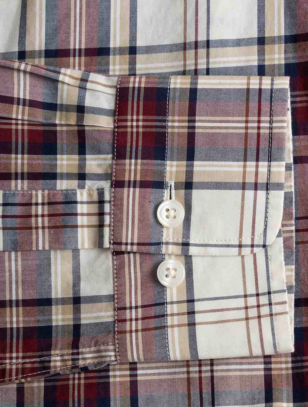 3263001A26 WINE 676 E110 REG POPLIN CHECK SHIRT — 7S8A1451.jpg
