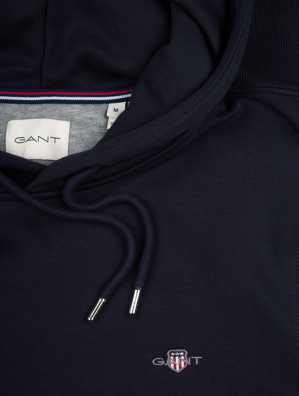 2007058a26 evening blue:433 E110 gant_reg_shield_hoodie — 276A7967.jpg