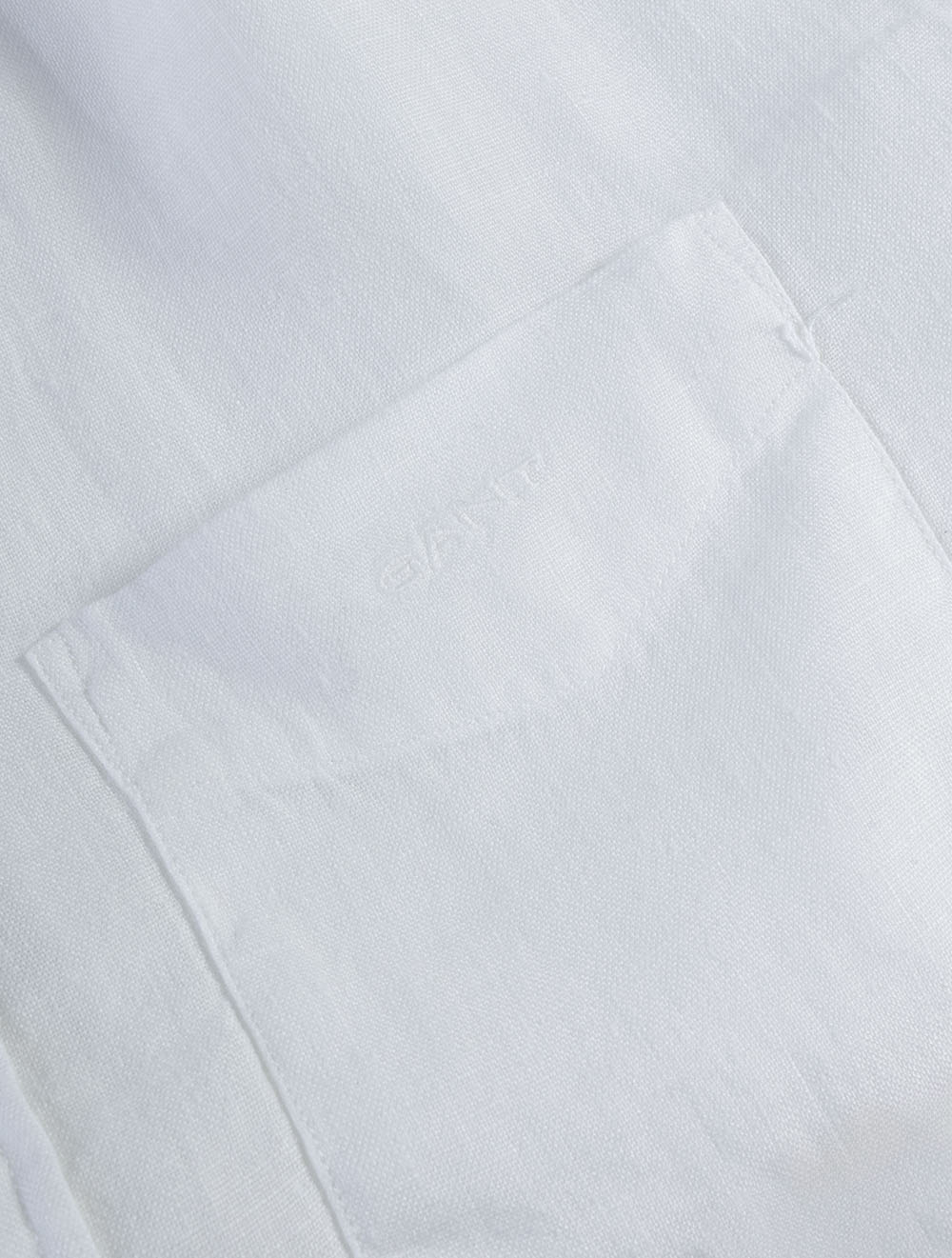 3240120S26 WHITE:110 E140 REG GMNT DYED LINEN SHIRT — 7S8A7334.jpg
