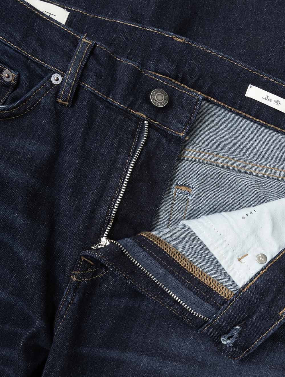 1000010S26 BLUE 962 E130 CLASSIC SLIM DENIM JEANS — 7S8A5554.jpg
