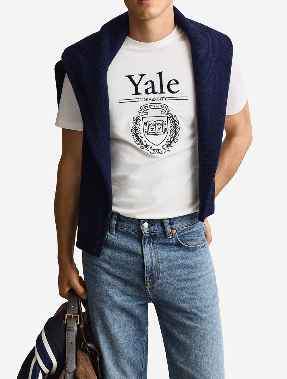 Crest Embroidery T-Shirt Egg