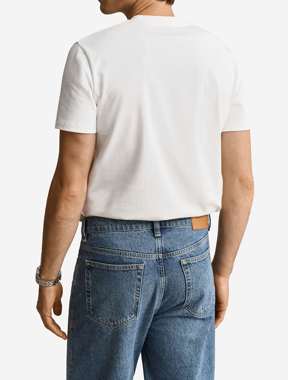 Crest Embroidery T-Shirt Egg