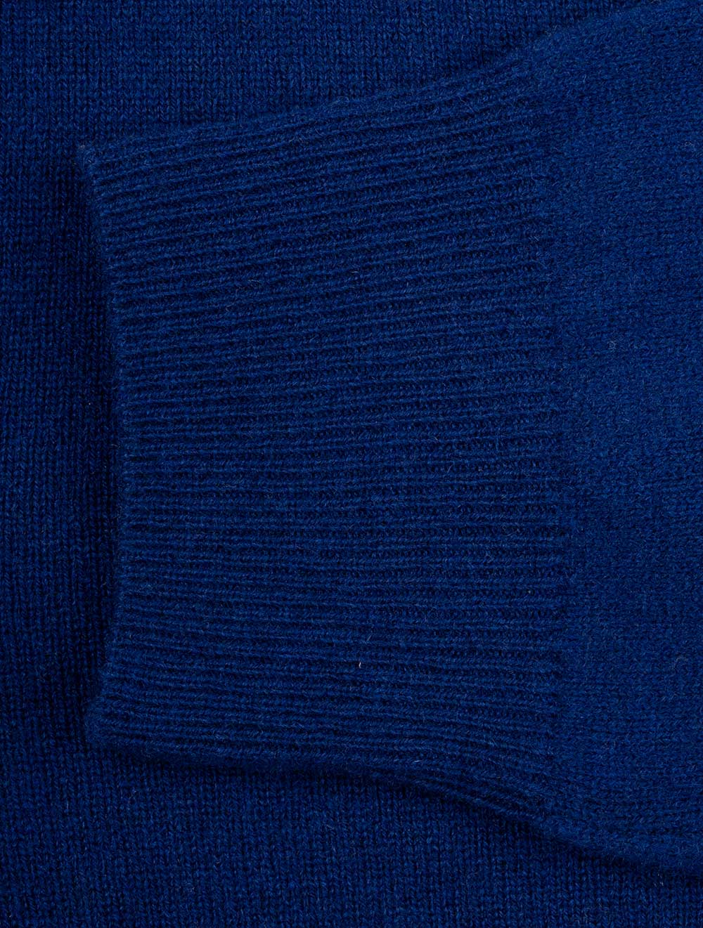 Super Fine Lambswool V-Neck Sweater College Blue