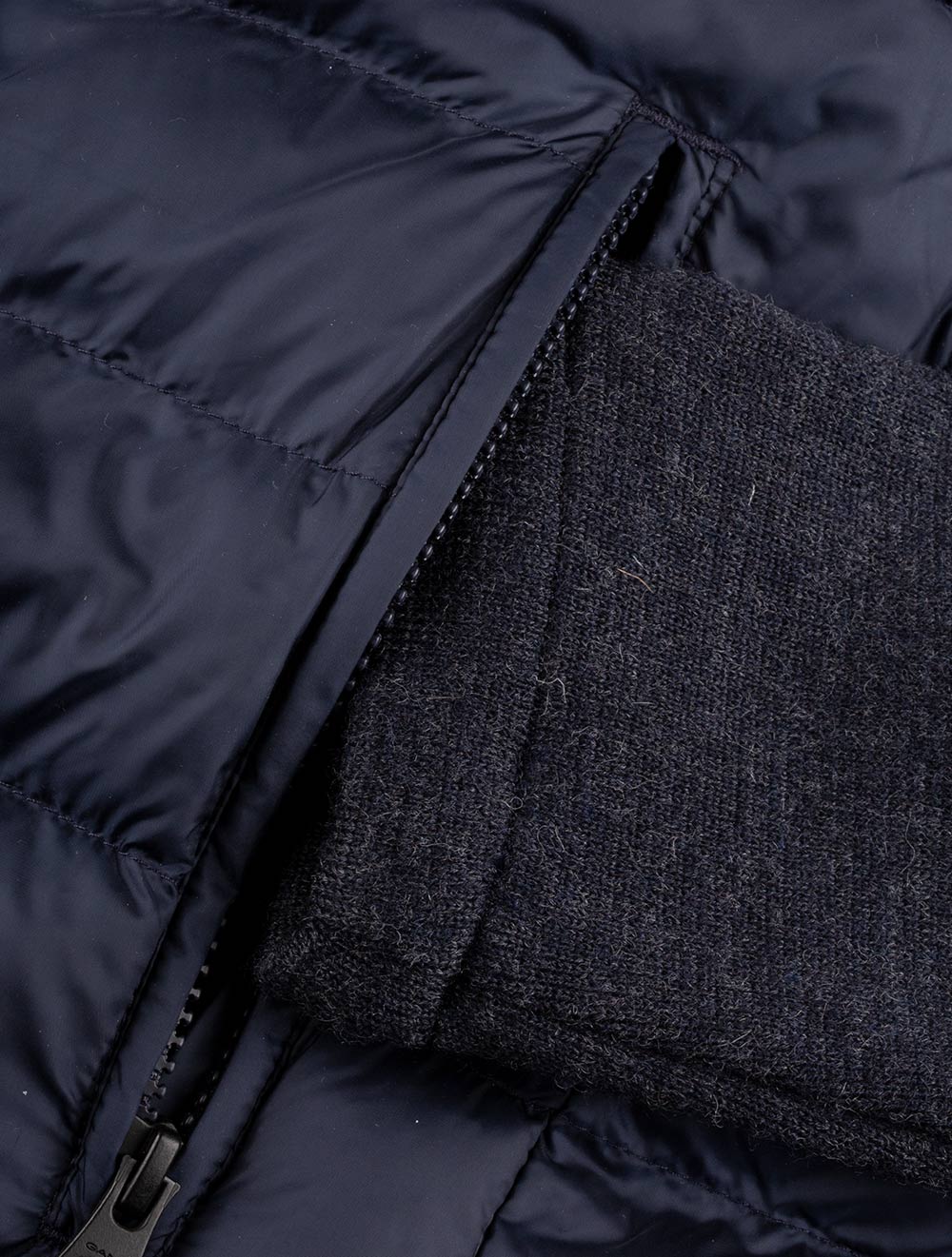 Gant Mixed Media Light Padded Jacket Evening Blue Stylish & High