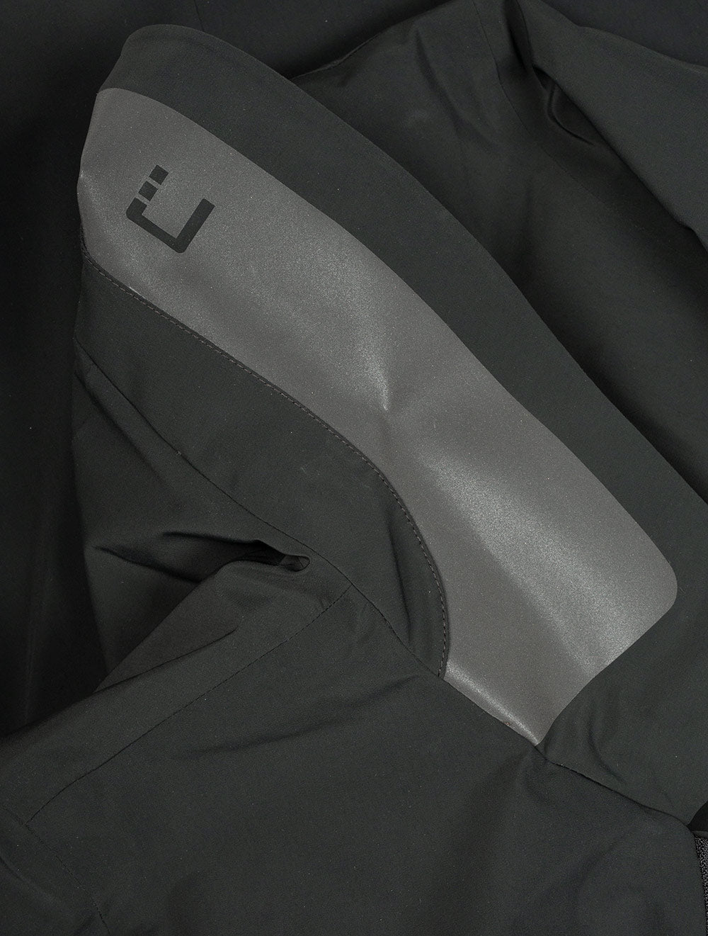 Ubr Regulator Coat Olive AI3