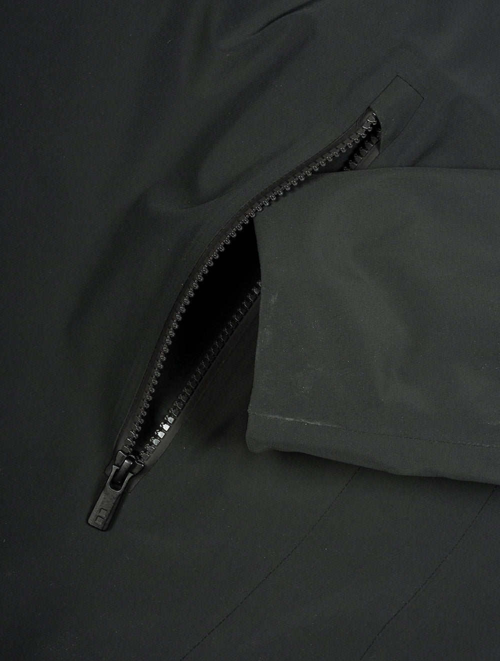 Ubr Regulator Coat Olive AI1